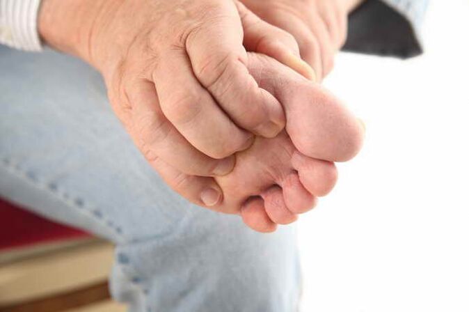 picazón en el pie con osteocondrosis torácica
